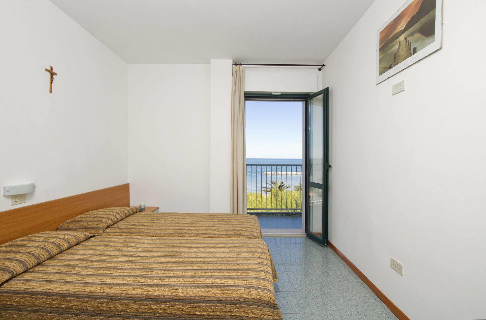 Residence Stella Marina Cupra Marittima Exterior foto